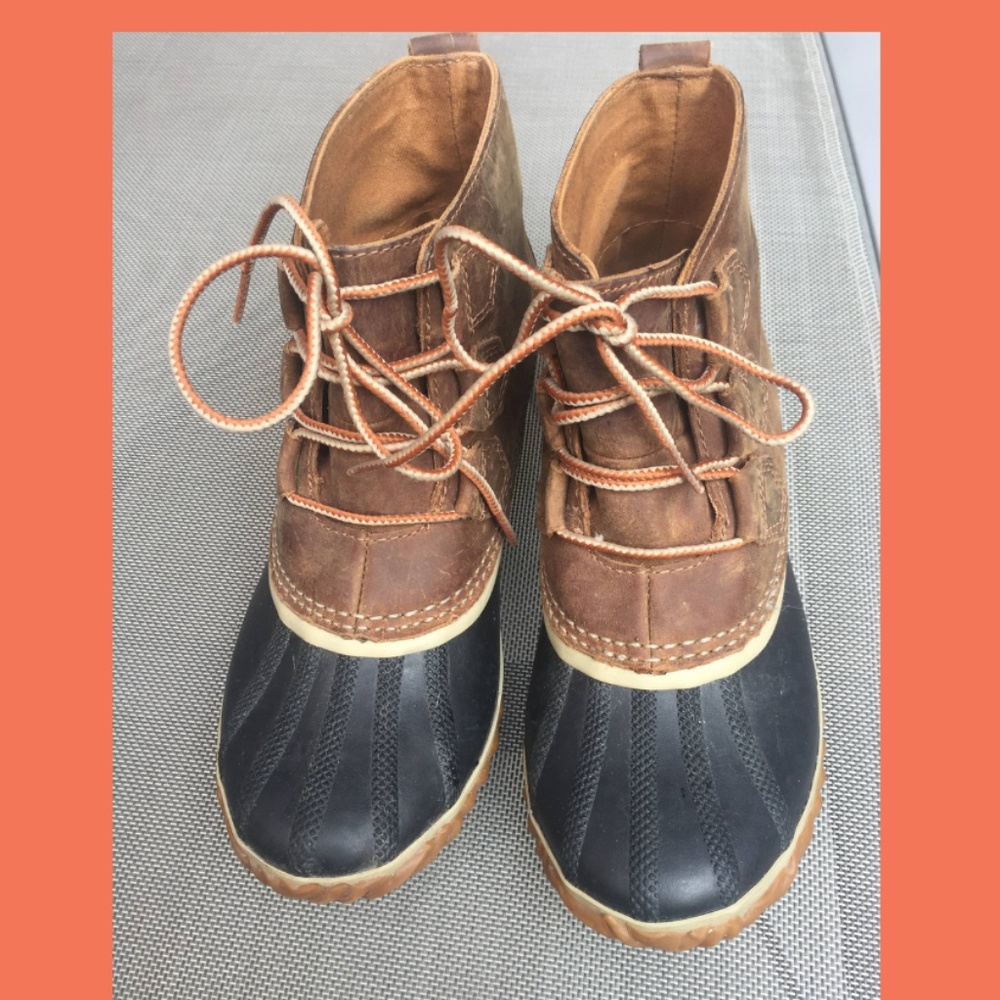 Sorel Out ‘N About Boots Size 7.5